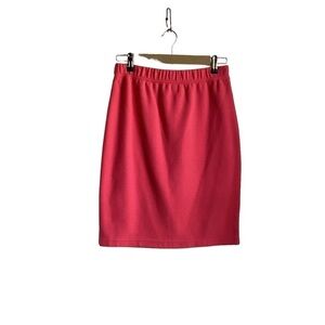 Milano Design Group Women’s Coral Skirt.  Size M.